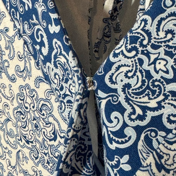 Loft Beach Blue Paisley Romper - Picture 4 of 8